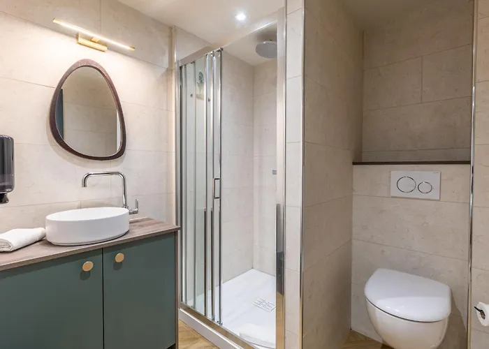 3 De Gamme Immeuble Chic Centre Клермон-Ферран